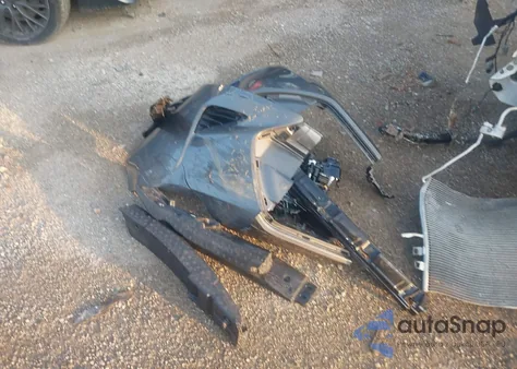 2017 Toyota Corolla Le z USA, uszkodzony, nr VIN 5YFBURHE4HP702843